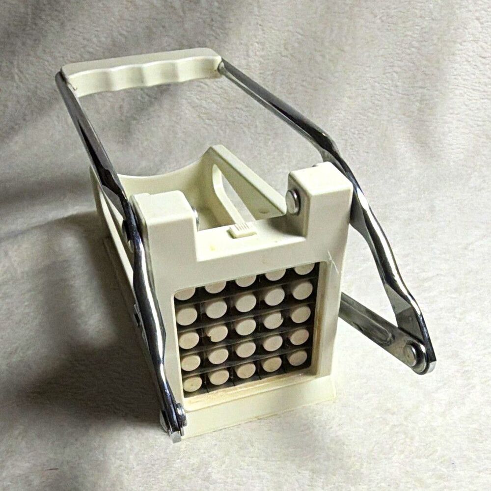 KI MEE Manual Vegetable Slicer w/ Grid Blade & Pusher, White/Silver